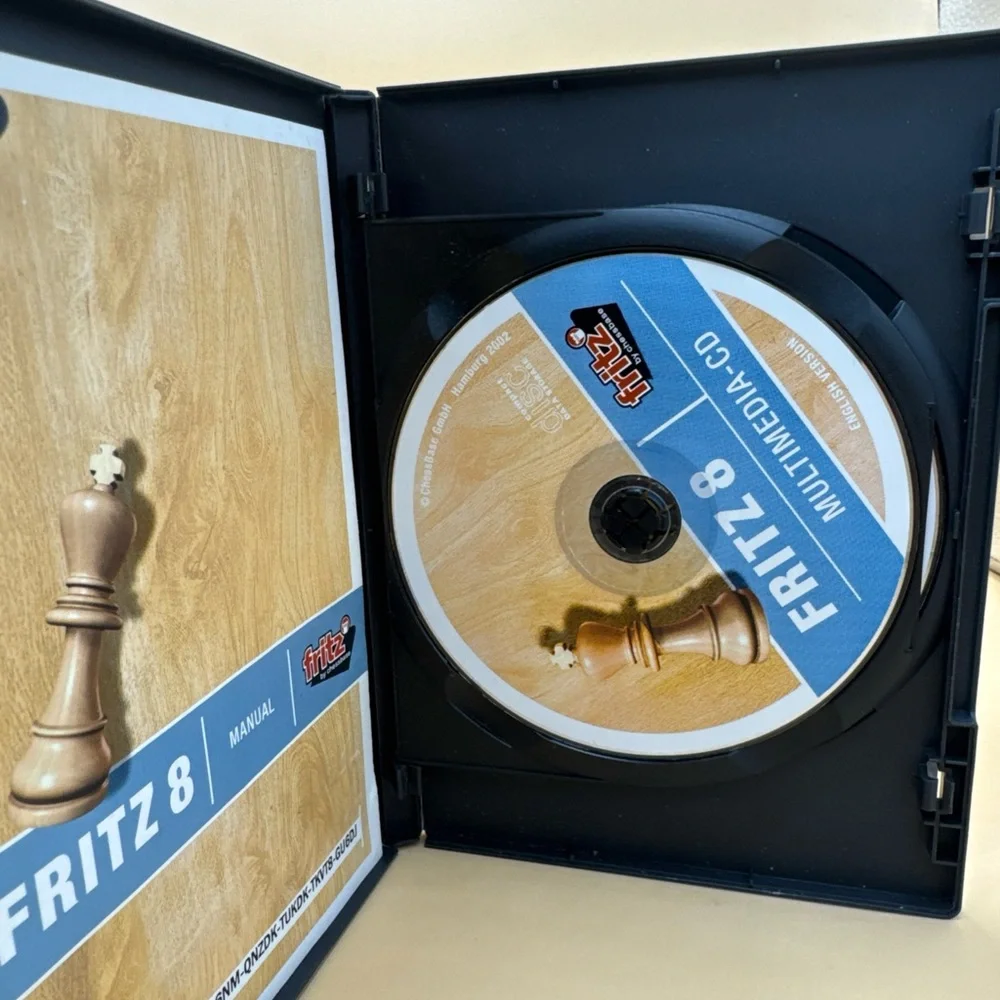 Chessbase Fritz 8 Chess Training Program PC DVD Rom Game - 2 discs